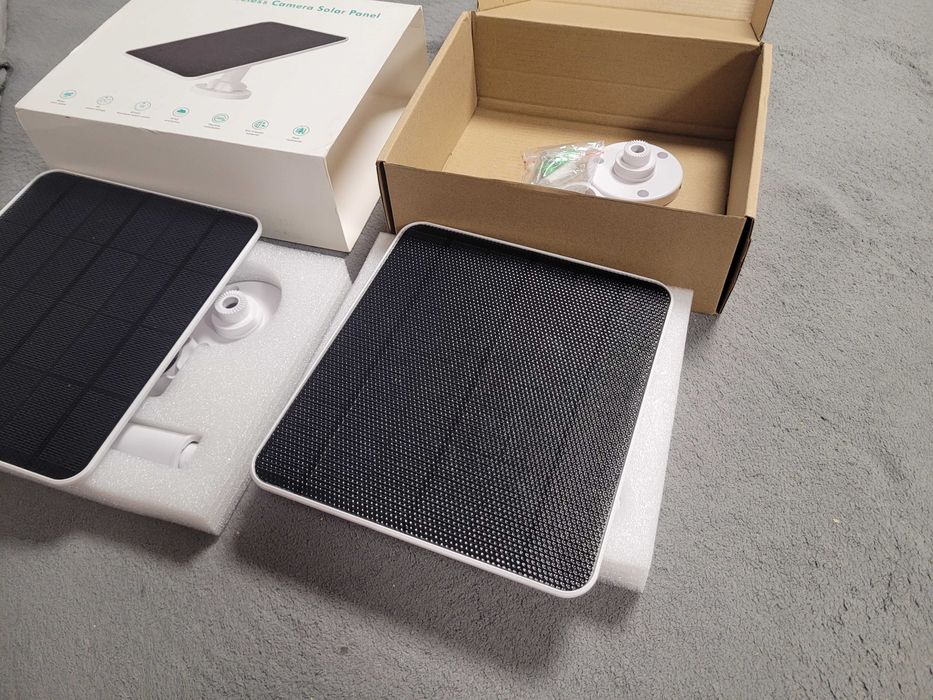 2x panel solarny do kamer