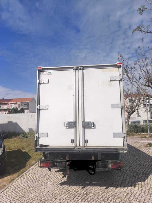 Eli mudanças e transportes449117971148318720