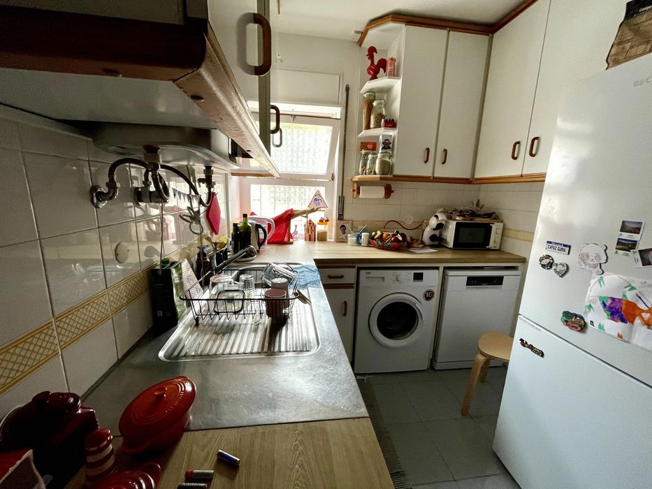 Triplex T3 para arrendamento - Praia Santo Amaro