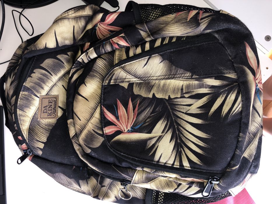 Mochila Dakine como nova