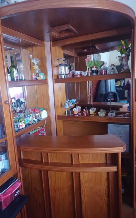 Móvel c/canto de bar