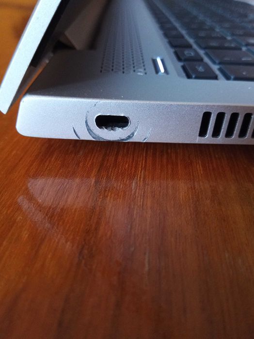 HP MT44 14"FHD/AMD Ryzen 3 PRO 2300U/DDR4 8 GB/Kingston 512 GB NVMe