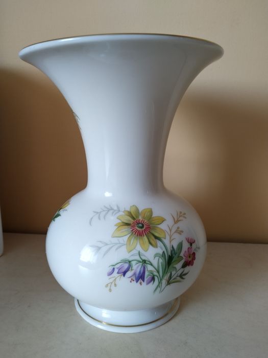 Wazon porcelanowy  WEIMAR PORZELLAIN seria Christa