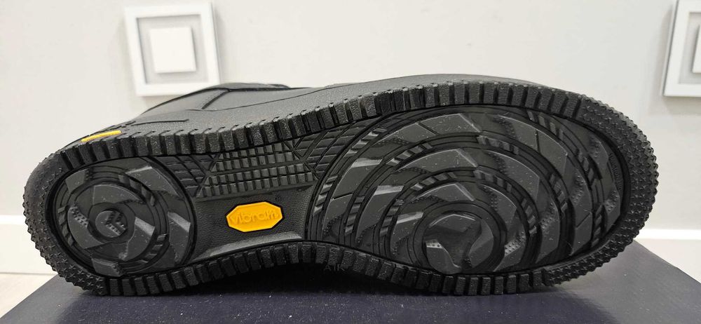 Nike Air Force 1 GORE-TEX (GTX) Vibram Czarne 44,5 - jak nowe!