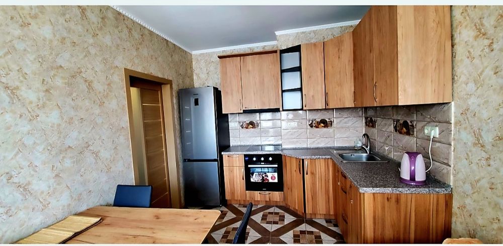 Сдам Свою однокімнатну, 40 м²,  Варшавський квартал, Виноградар,