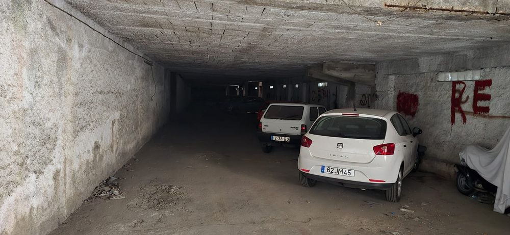 Garagem Lamego -  Negociável