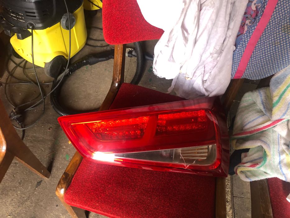 Lampa led, audi a1, 201/14, pęknięty klosz