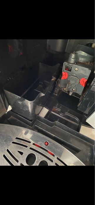 Кавомашина б/у DeLonghi ESAM 5500 Perfecta кофемашина