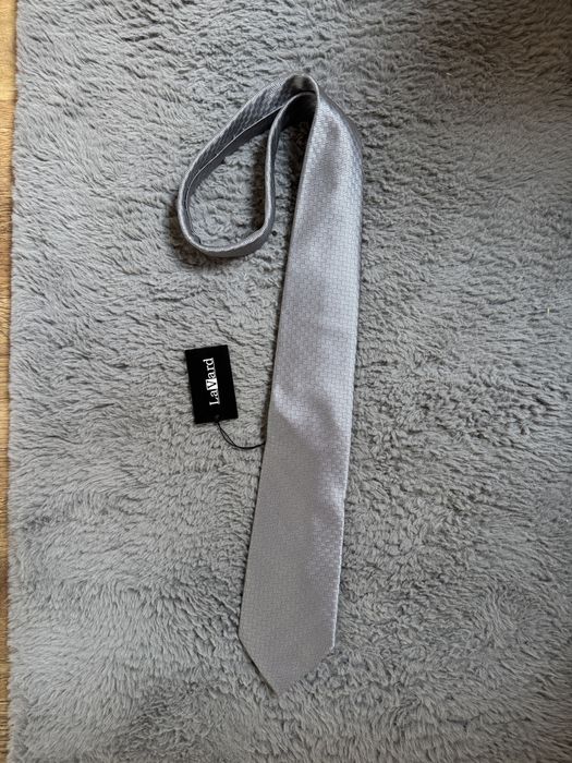 Krawat srebrny LaVard nowy srebrny w linie