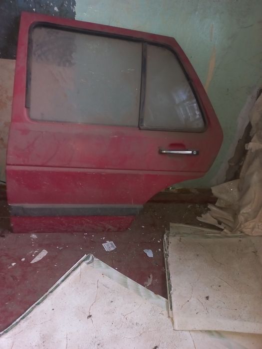 Golf 2 , двери с картами