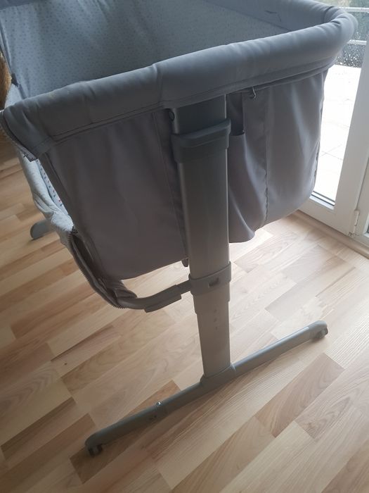 Łóżeczko Chicco next to me