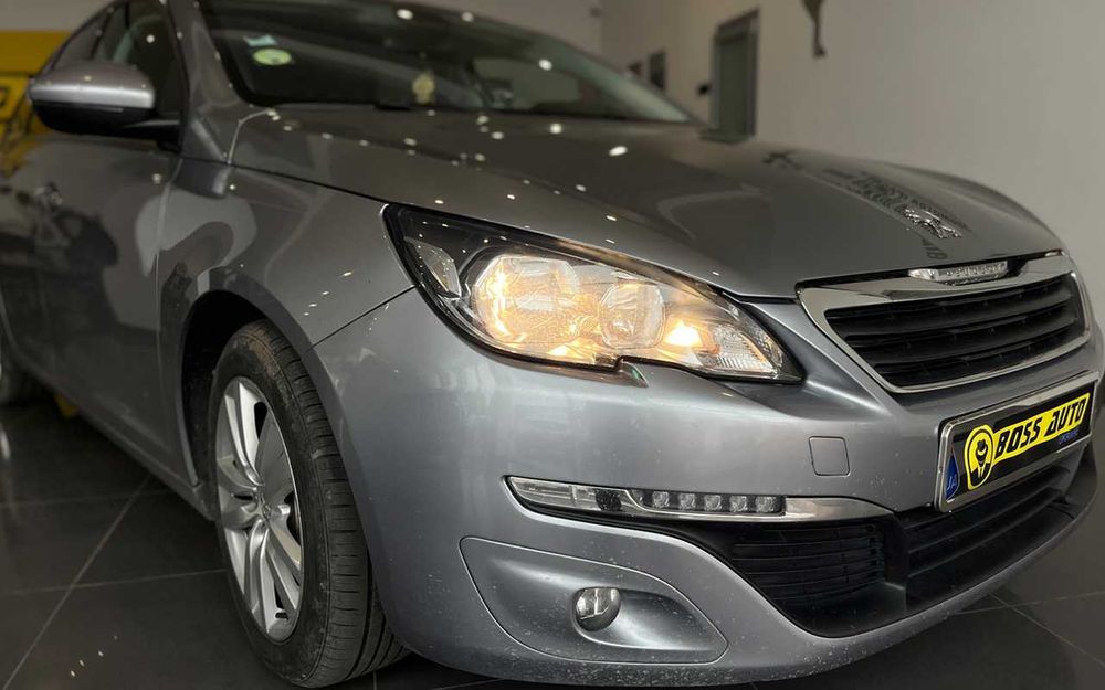 Peugeot 308 2016