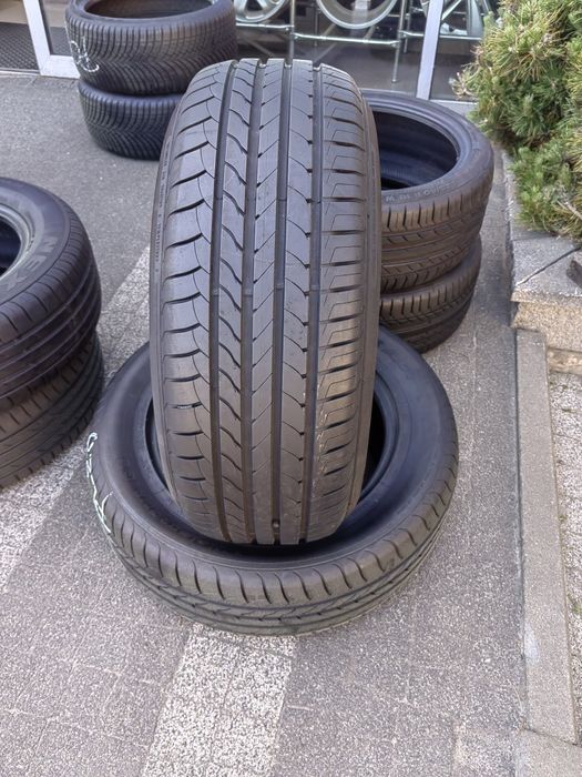 235/60R17 102V Goodyear Efficientgrip para lato GLK Captiva PL28