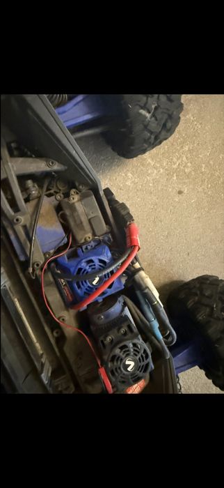 Traxxas maxx widebody