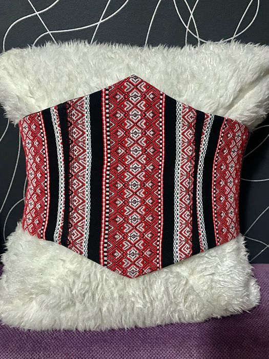 Український поясний корсет, пояс -корсет «вишиванка»