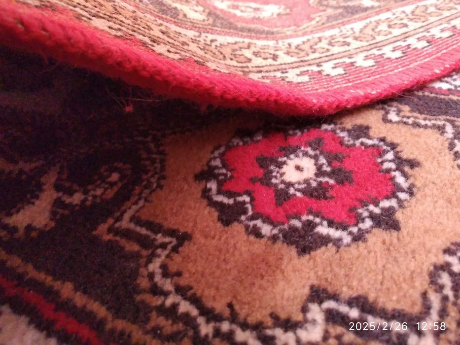 Килими для дому б.у.