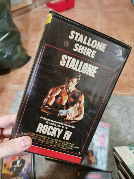 15 cassetes de filmes