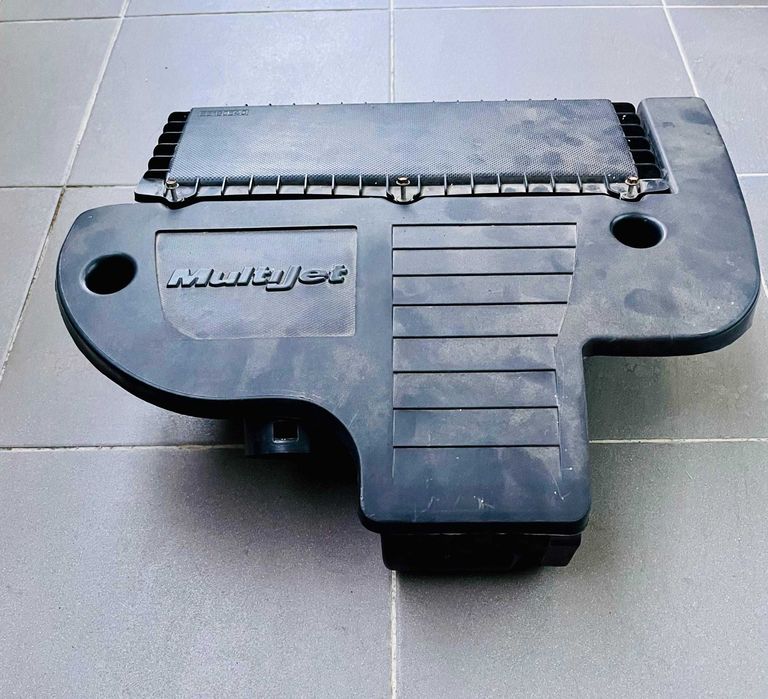 Caixa do Filtro de Ar / Admissão — Fiat/Ford/Lancia 1.3 Diesel (ref. 55180540 / 55180536)