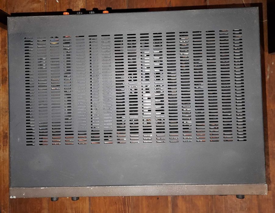 Amplificador Technics SU-8080