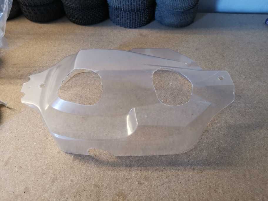 carro rc XRay XB8 2014