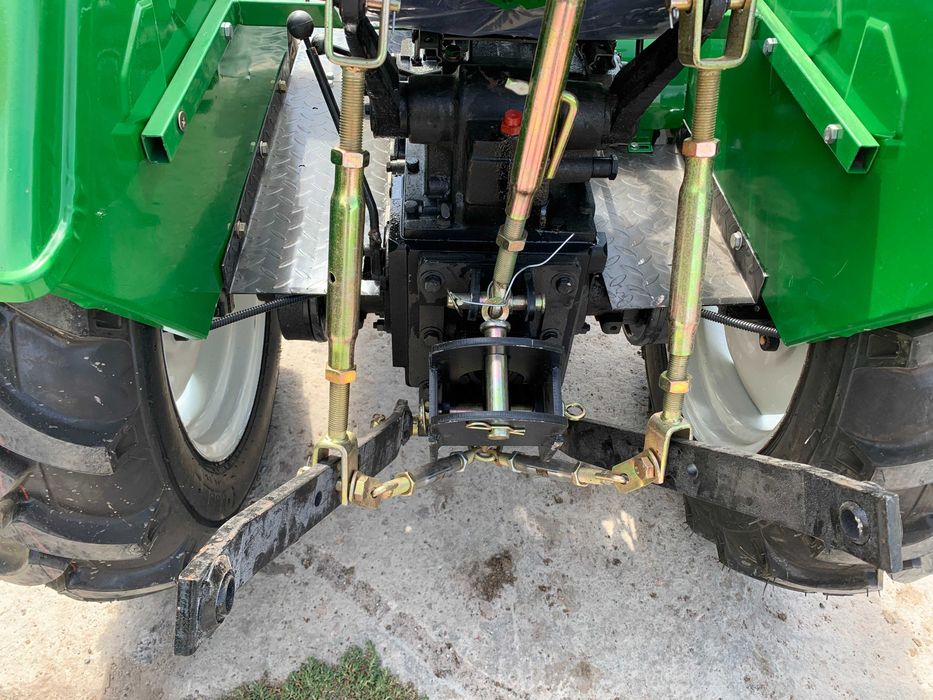 Мототрактор ЗУБР T-245 24 к.с., 3-точкова навіска новий