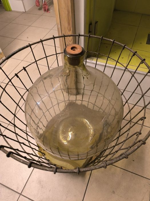 Duży Balon na wino z koszem 30-35 L.