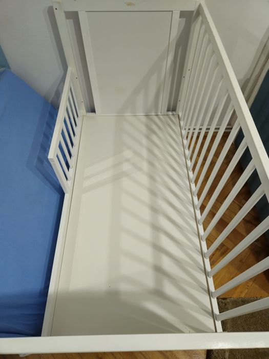 Łóżeczko BAJKA ŻYRAFA szuflada biała tapczanik z barierką 120x60 + mat