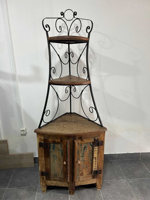 Móvel de Canto (Madeira)