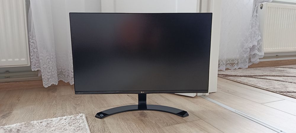 Монітор 27" LG 27MP68VQ-P