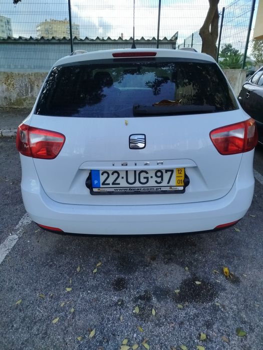 Vendo Ibiza a gasóleo 1200 c. Com 145000 KM