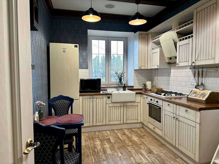 2-ком VIP-апартаменты возле Макдональдса. Центр. Посуточно, подобово