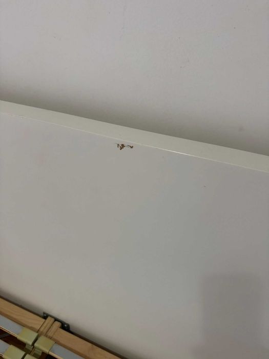 Cama de Casal Grande em Madeira – Branca