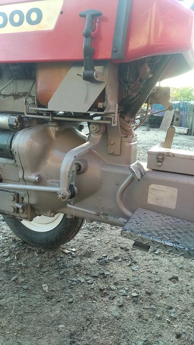 Японський трактор Yanmar2000