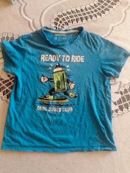 T-shirt chłopięcy rozmiar 140 firmy Terranova