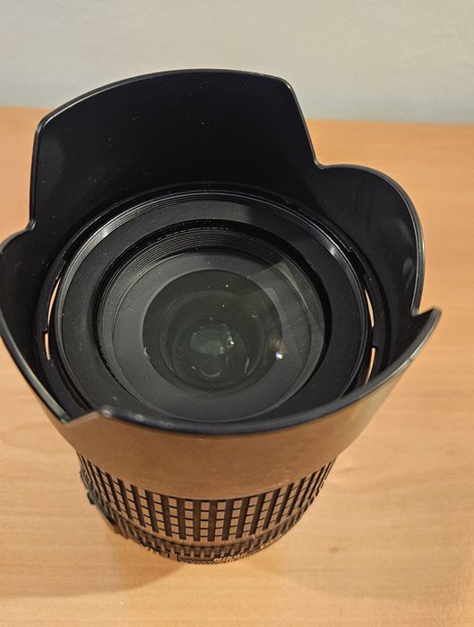 NIKON 18-105mm VR