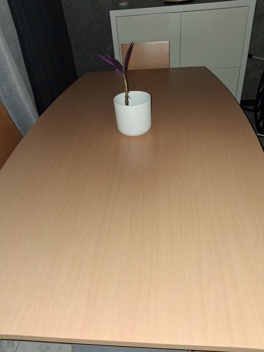 Mesa de jantar mais 4 cadeiras