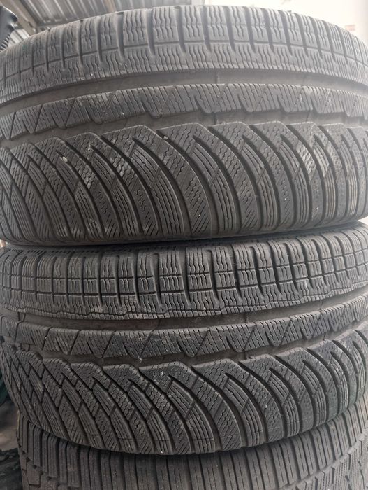 Продам шини Б У 245/40r19 Michelin