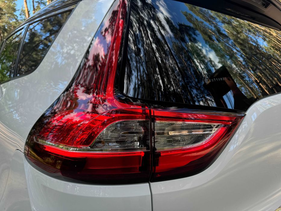 Renault Grand Scenic Intens 2017 7s 1.6 dCi