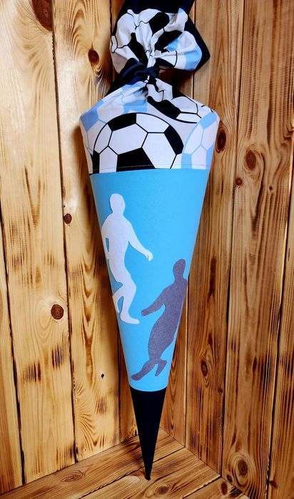 Tyta róg obfitości dla pierwszoklasisty  piłka