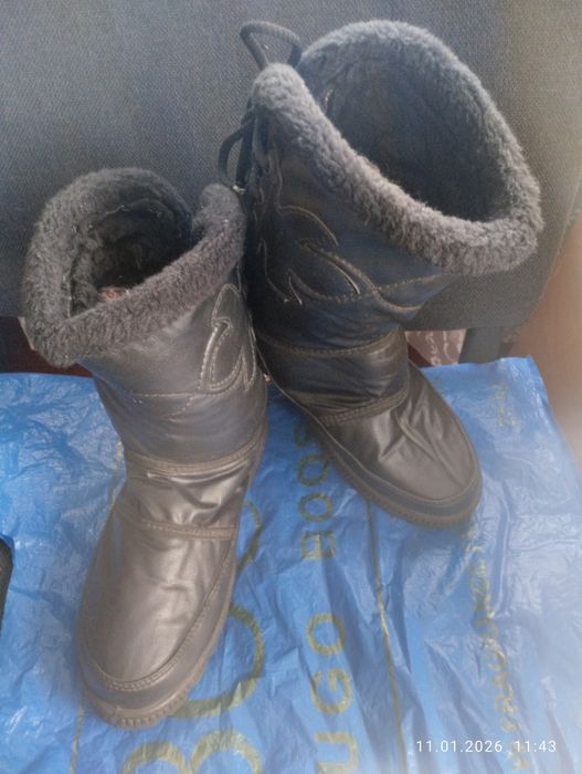 Чобітки жіночі 38р.