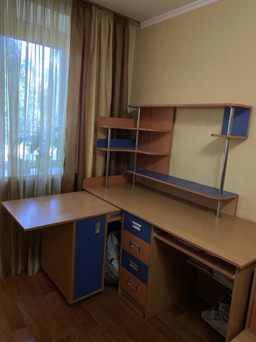 Стол - трансформер письменный детский