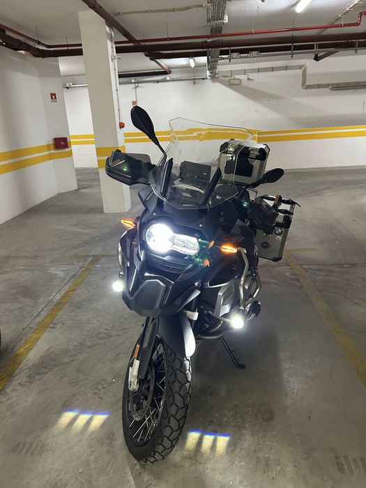 BMW R1250GSA Triple Black