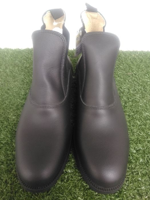 Bota em Pele,marca Fouganza, número 45,NOVAS