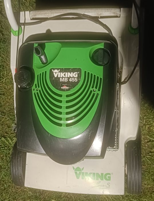 Kosiarka spalinowa z napędem viking mb455