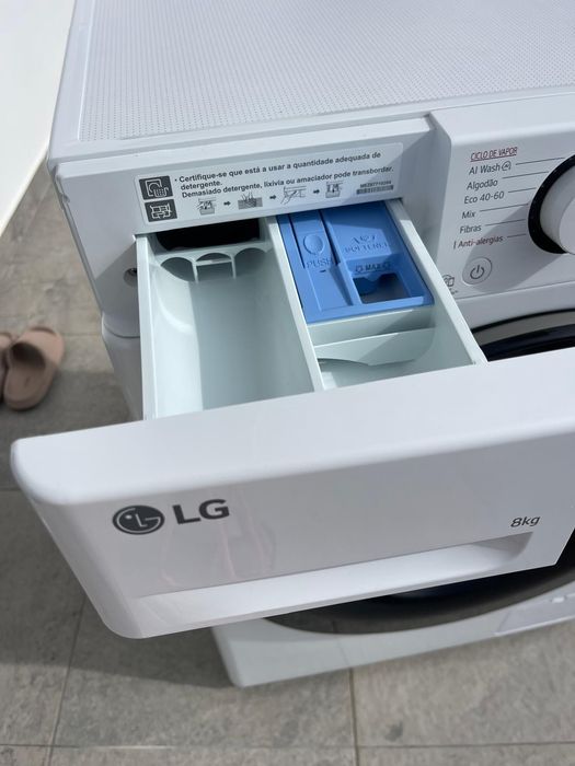 Máquina de Lavar Roupa LG