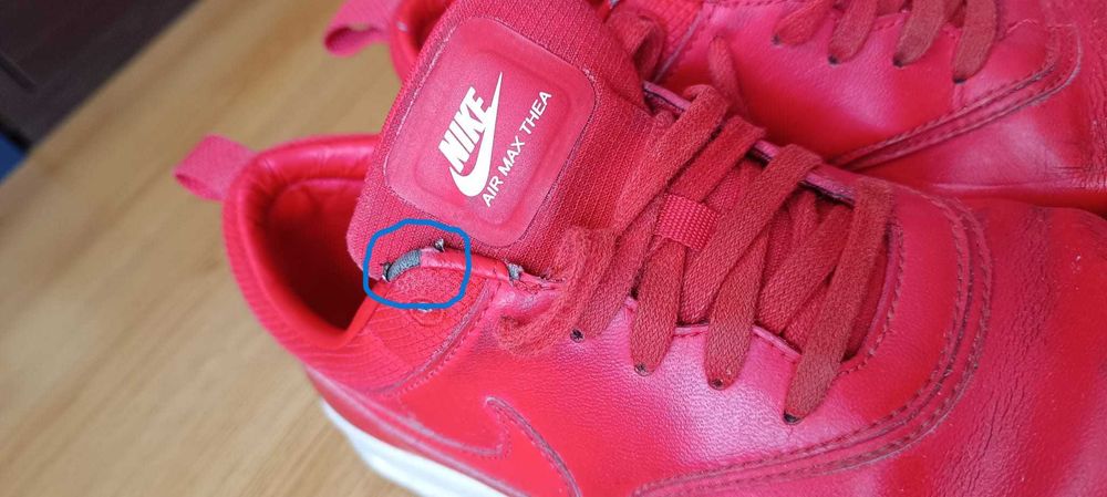 Buty Nike czerwone 40