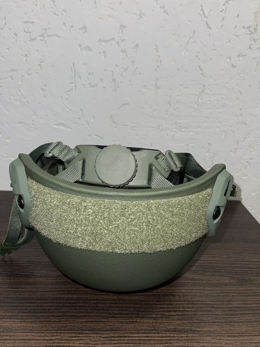 Продам  военный шлем