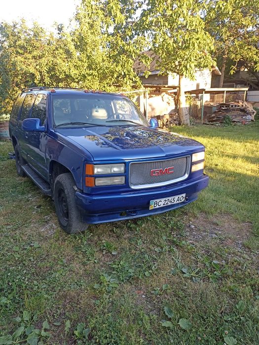 Продам GMC Yukon 5.7L