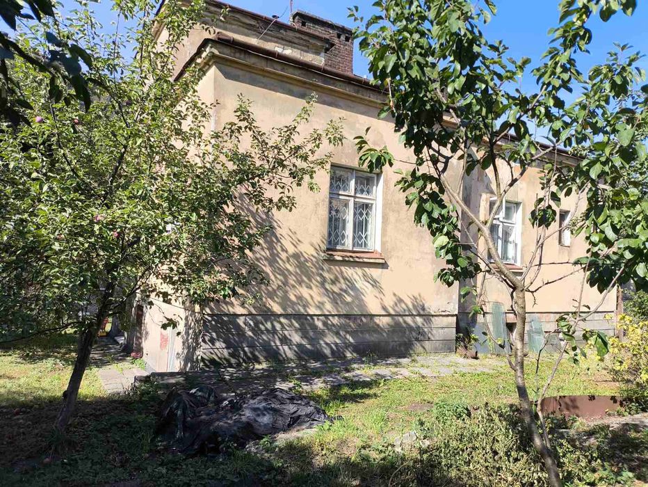 Продаж будинку по вул.Яворівська 2, бічна вул.Шевченка