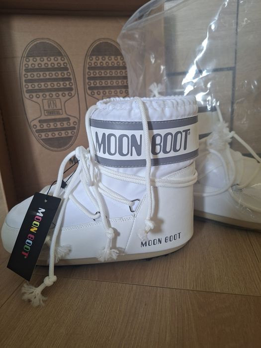 Moon Boot Icon Nylon białe rozm. 35/38